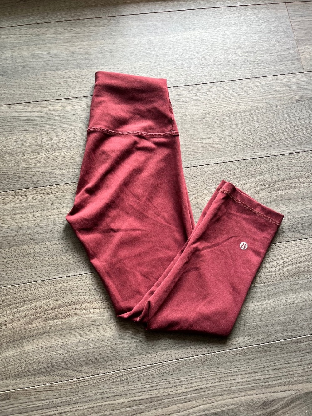 Lululemon wunder train burgundy leggings size 4